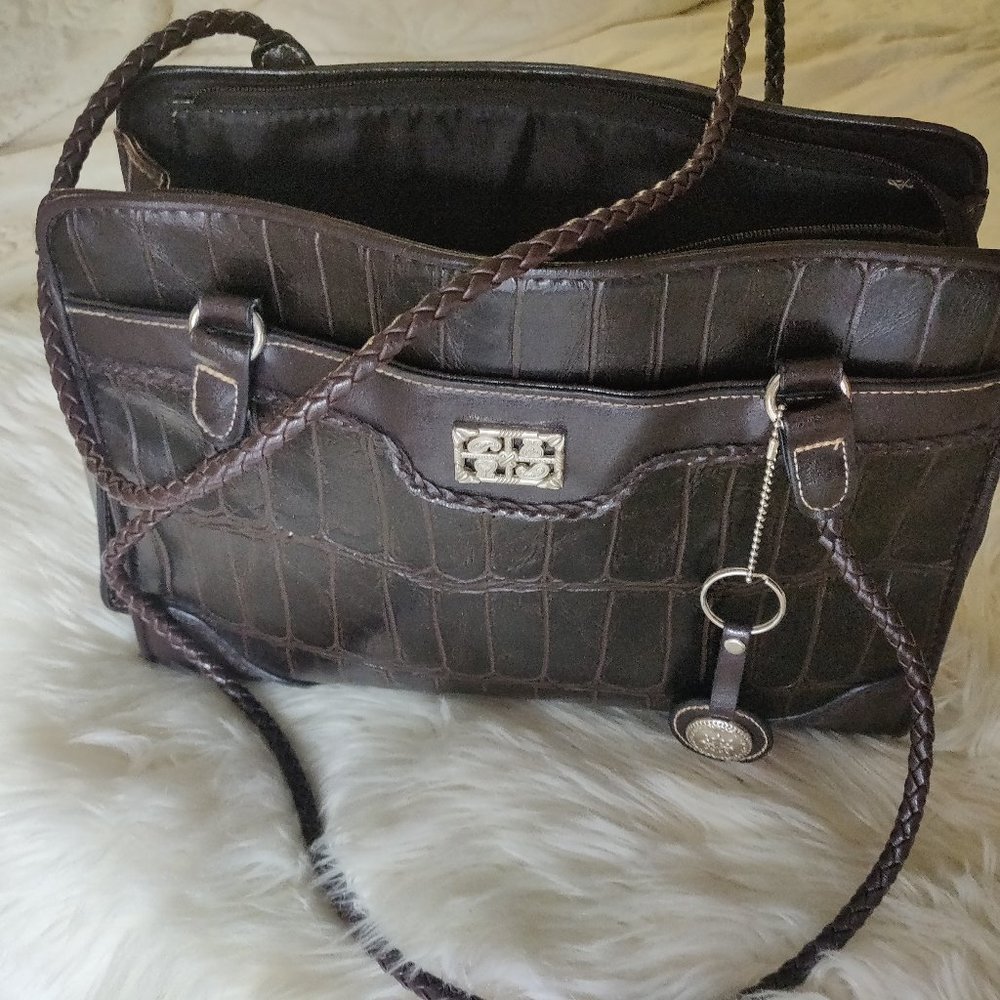 Bueno Dark Brown Leather Purse